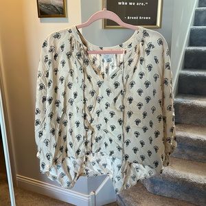 Flowy Target linen top